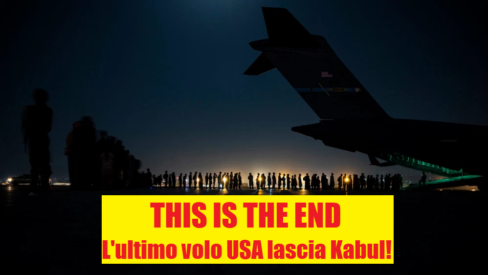 Volo USA da Kabul Foto di: Air Force Senior Airman Taylor Crul foto di pubblico dominio perché è un'opera preparata da un funzionario o dipendente del governo degli Stati Uniti nell'ambito dei doveri ufficiali di tale persona ai sensi del titolo 17, capitolo 1, sezione 105 del codice degli Stati Uniti